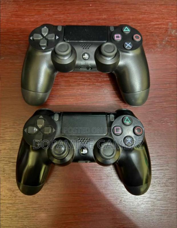 Playstation 4 Pro - thumbnail 3