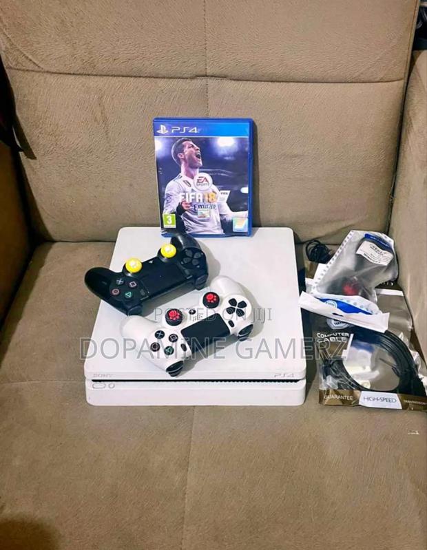 White Playstation 4 Slim - main view