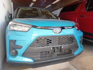 Toyota Raize 2020 Blue