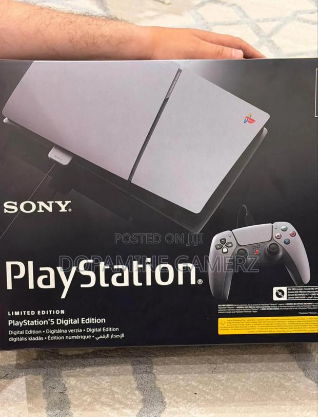 Playstation 5 Slim Digital - thumbnail 2