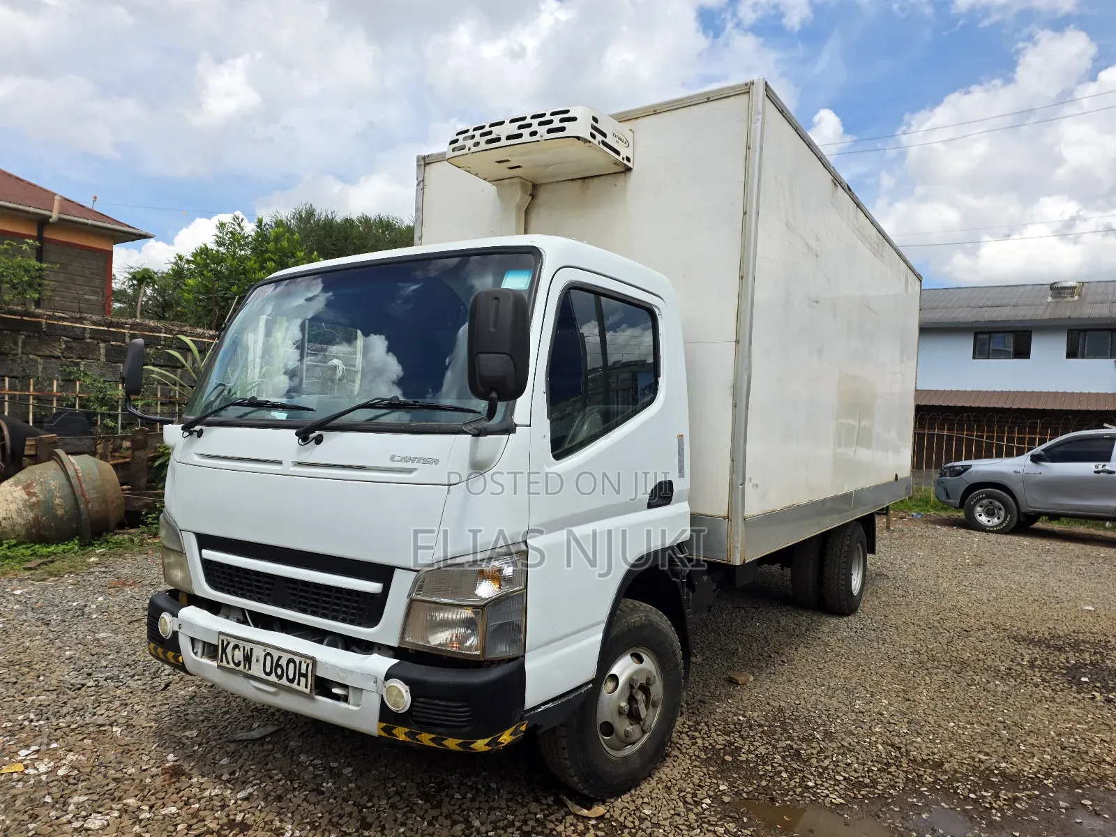 Mitsubishi Fuso Canter 2015 White