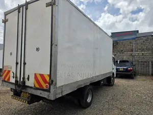Mitsubishi Fuso Canter 2015 White