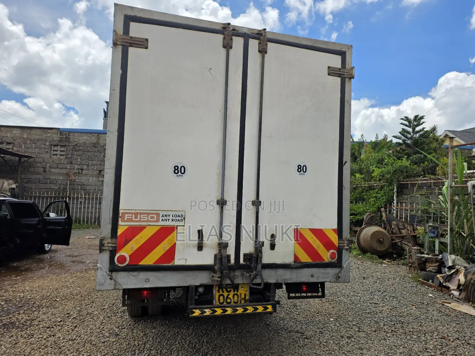 Mitsubishi Fuso Canter 2015 White