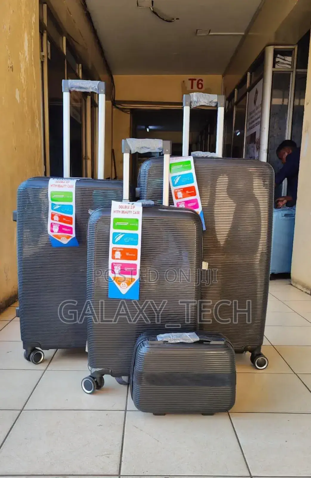 Unbreakable Rubber Suitcases//Travel Briefcase Bags