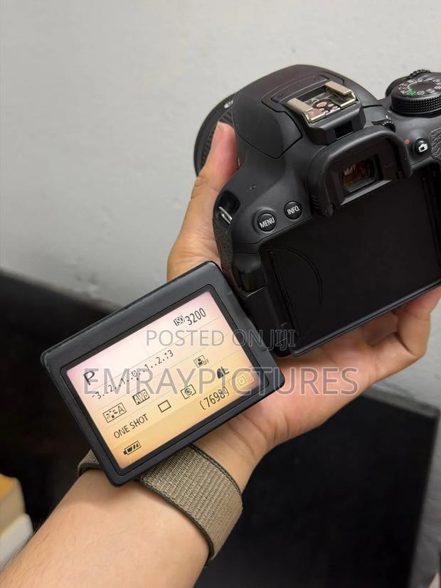 Canon 700d on Sell