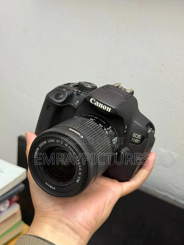 Canon 700d on Sell - thumbnail 2