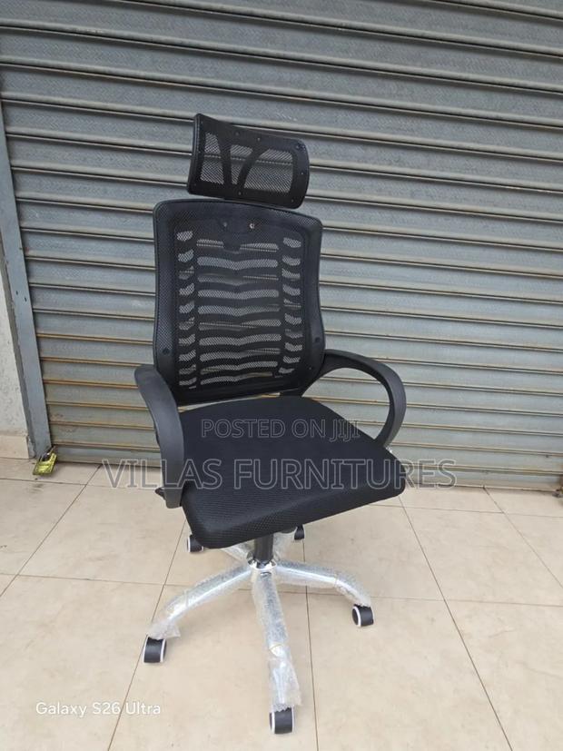 Adjustable Headrest Work Chair