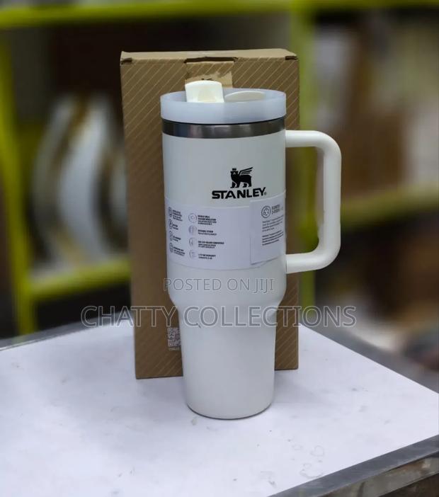 Cream White 1.2 LTRS Original Insulated Stanley Mug - thumbnail 3