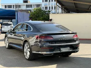 Volkswagen Arteon 2.0T SEL Premium AWD 4MOTION 2019 Gray