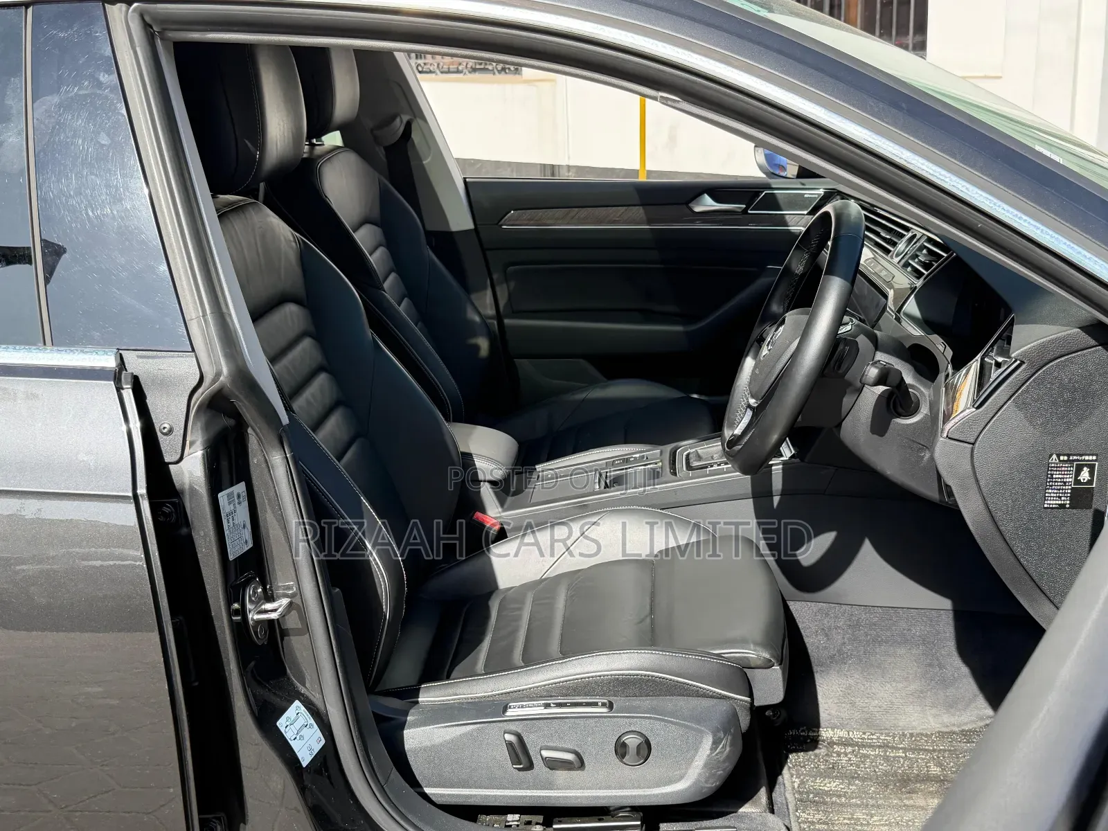 Volkswagen Arteon 2.0T SEL Premium AWD 4MOTION 2019 Gray