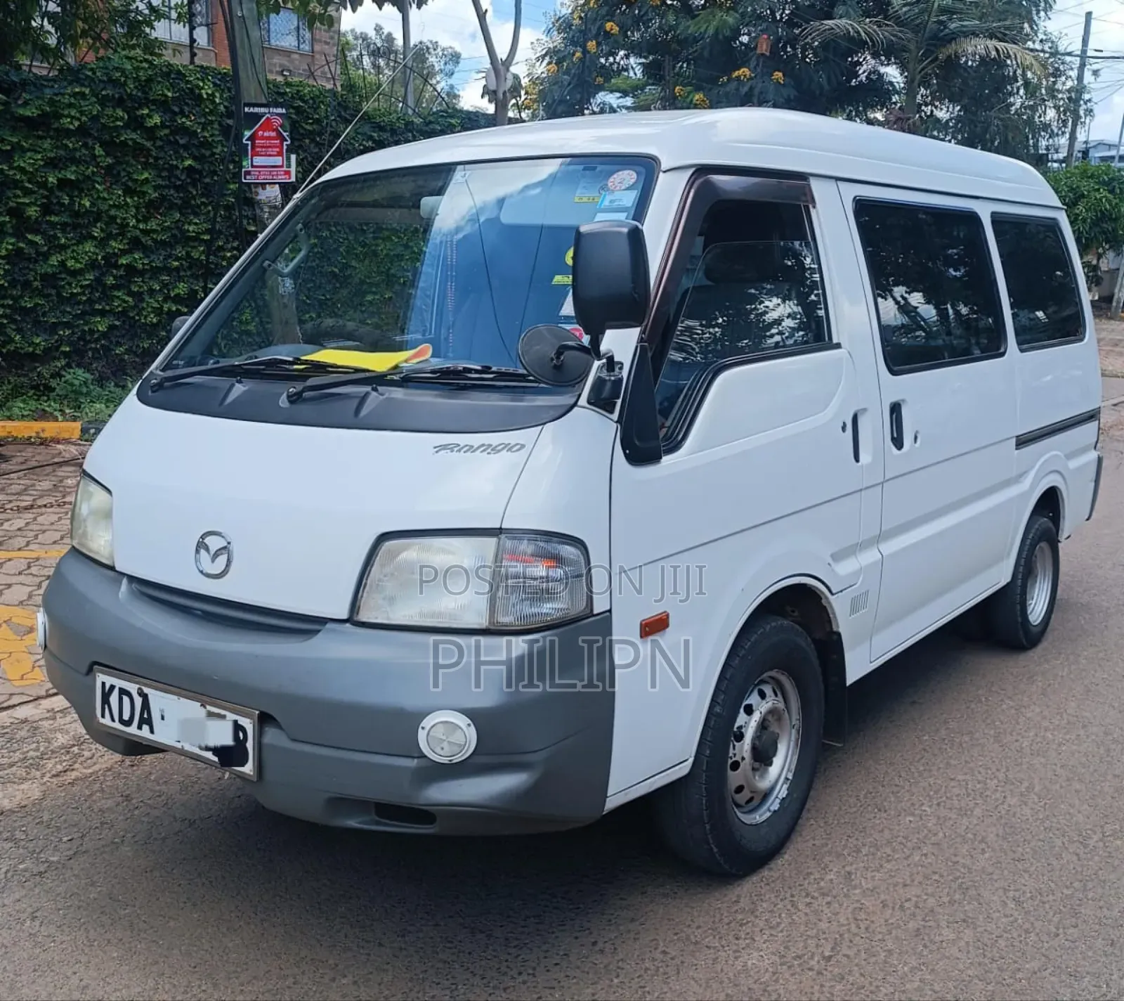 Mazda Bongo 2013 White