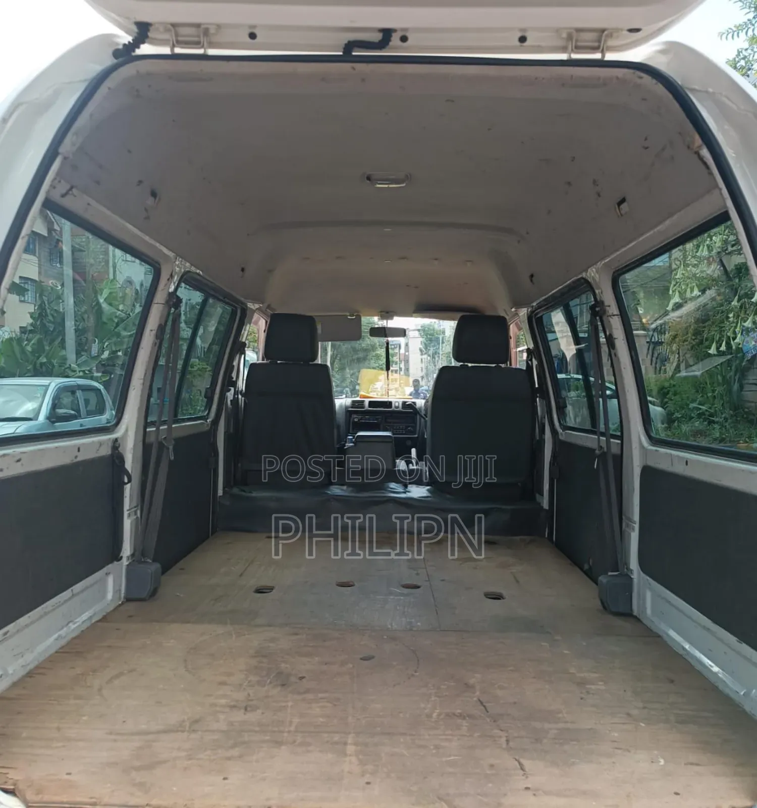 Mazda Bongo 2013 White