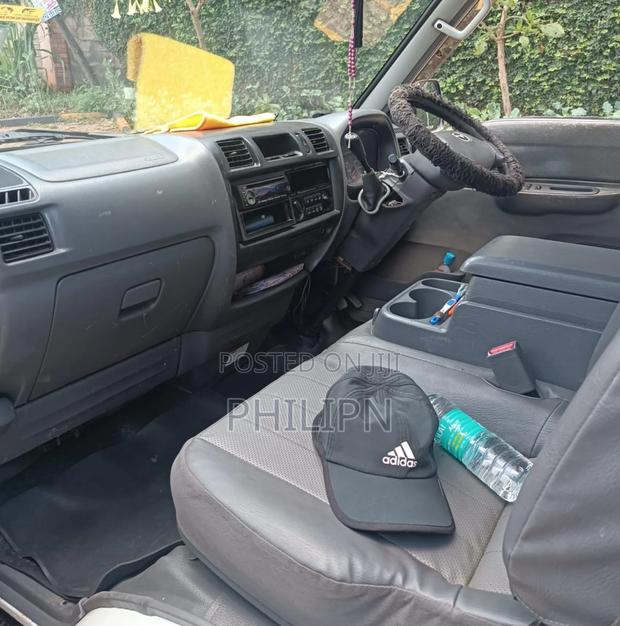 Mazda Bongo 2013 White - thumbnail 8