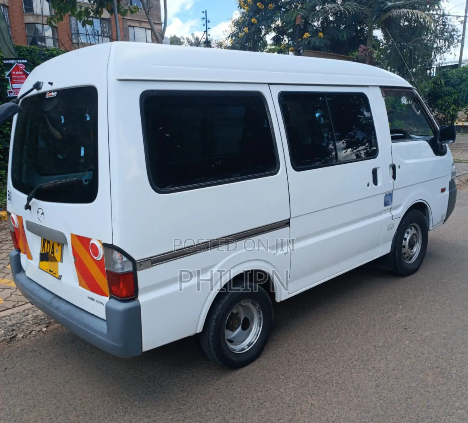 Mazda Bongo 2013 White