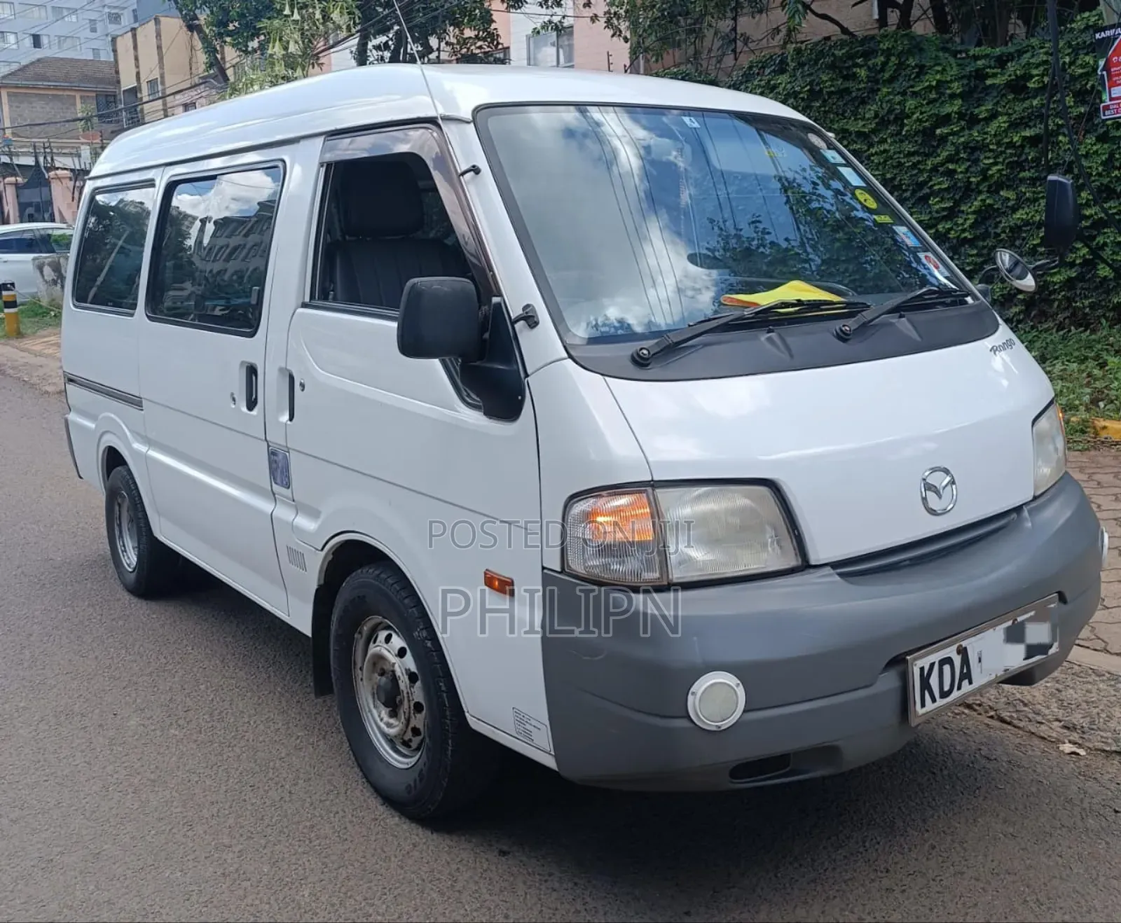 Mazda Bongo 2013 White