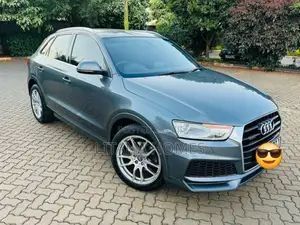 Audi Q3 2016 Blue