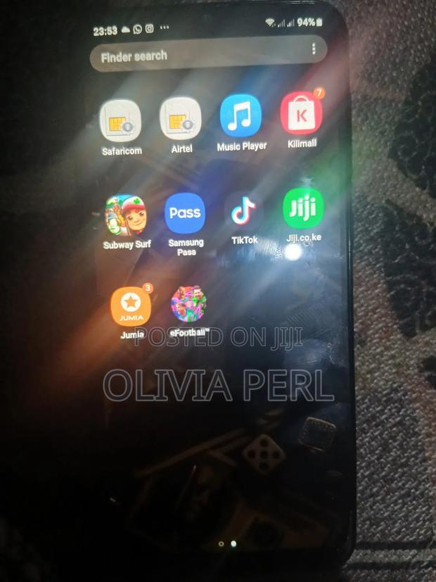 Samsung Galaxy A20 32 GB Black - thumbnail 2