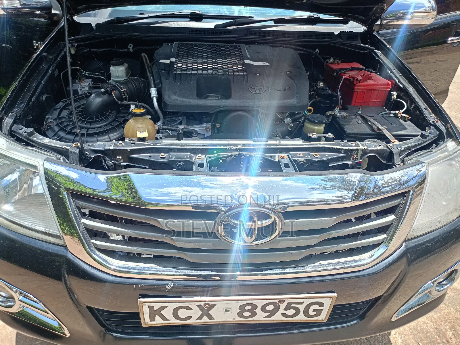 Toyota Hilux 2013 Matt Black