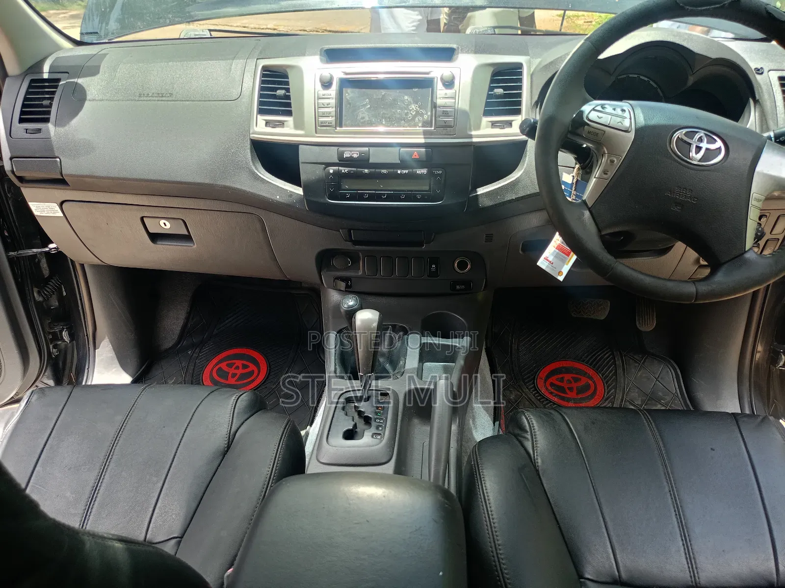 Toyota Hilux 2013 Matt Black
