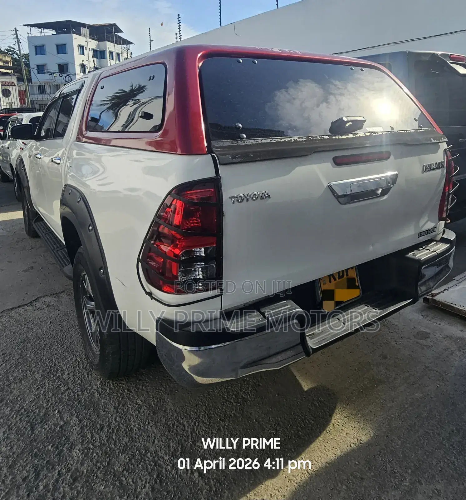 Toyota Hilux Revo Double Cab Deisel 2.4 AWD 2016 White