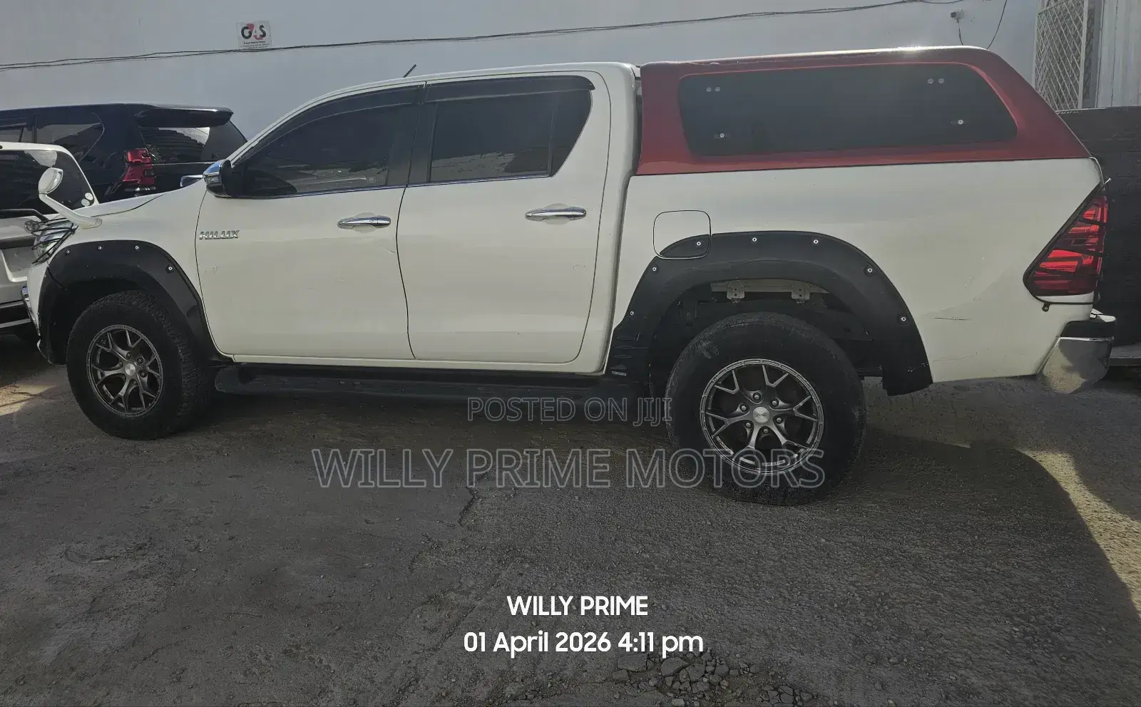 Toyota Hilux Revo Double Cab Deisel 2.4 AWD 2016 White