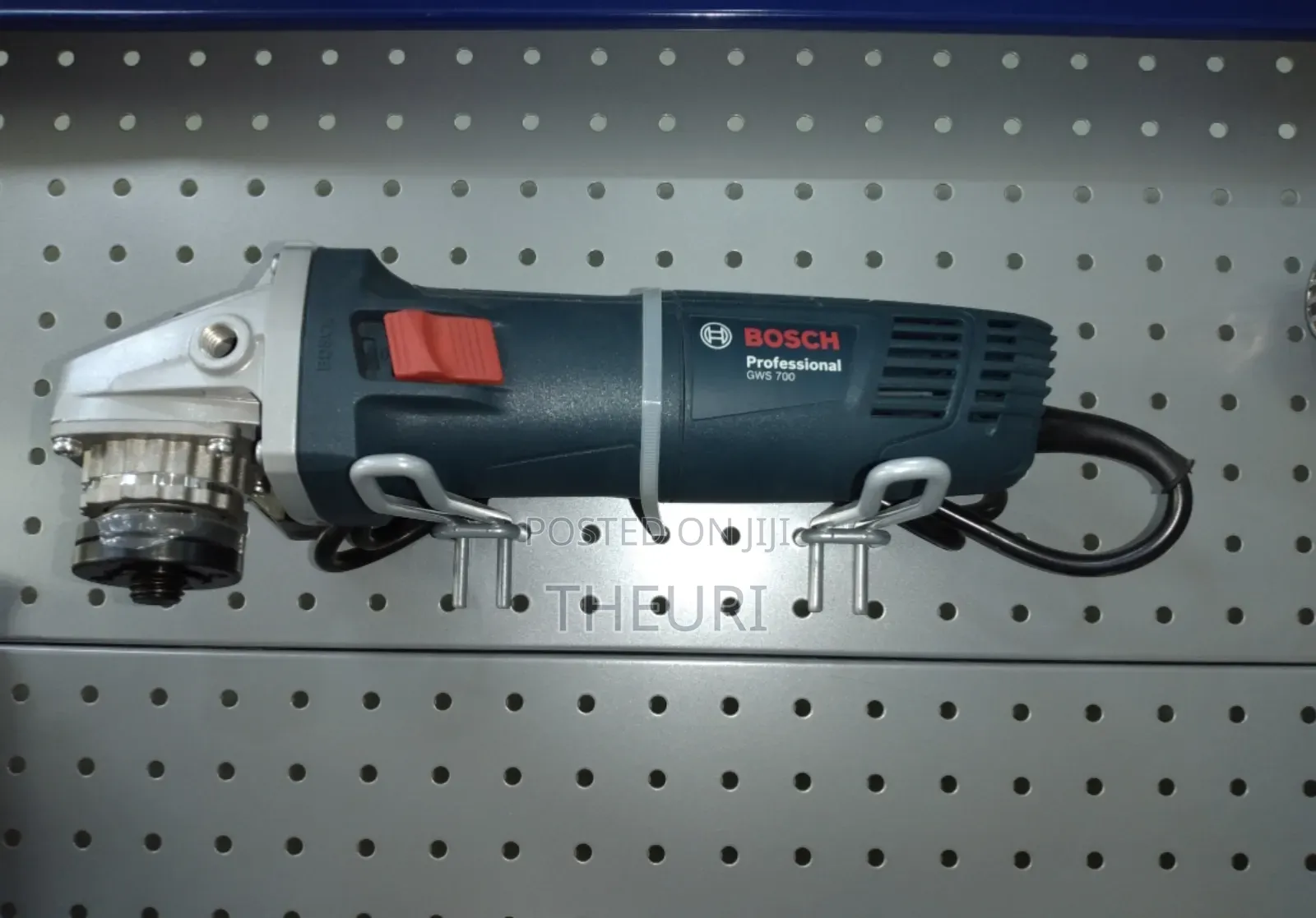 4.5 " Bosch Angel Grinder, 700w