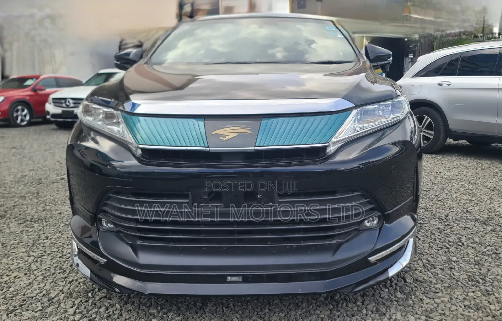 Toyota Harrier 2.0 2019 Black