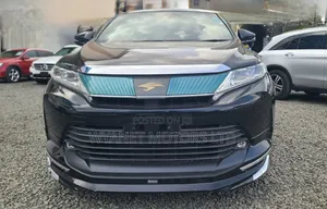 Toyota Harrier 2.0 2019 Black