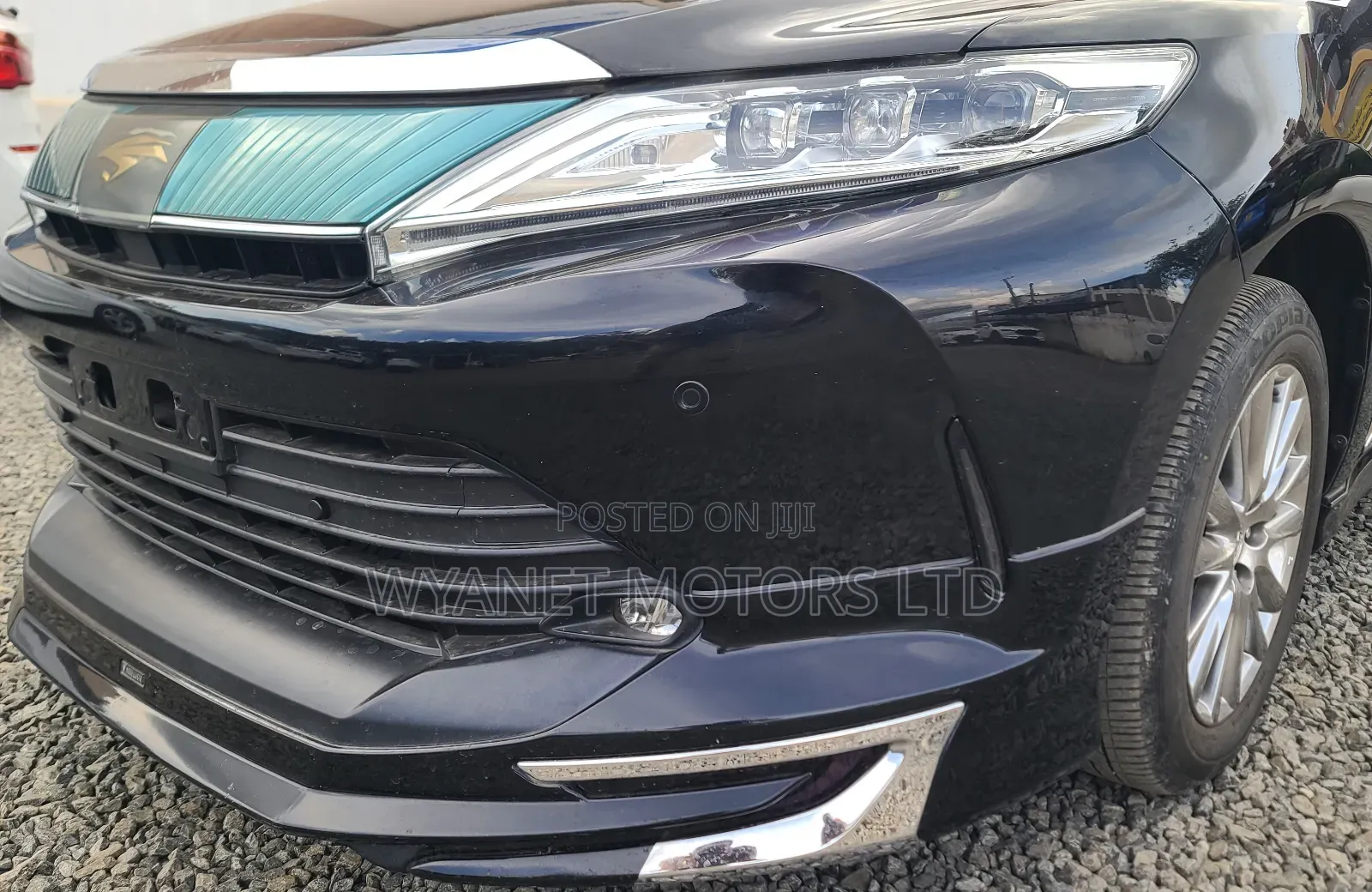 Toyota Harrier 2.0 2019 Black