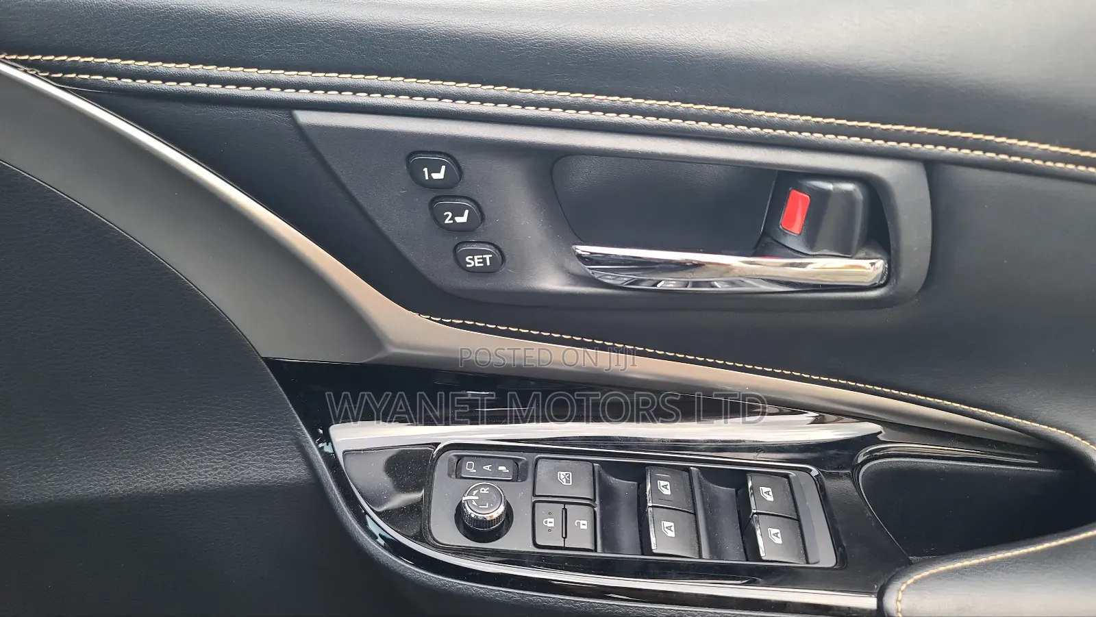Toyota Harrier 2.0 2019 Black