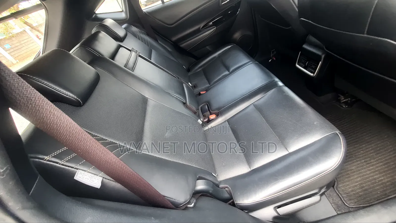 Toyota Harrier 2.0 2019 Black
