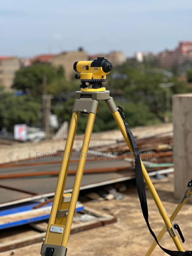 Self-Compensating Level South Nl32 - main view