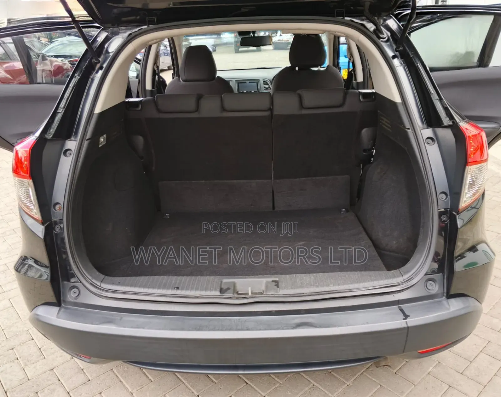 Honda Vezel 1.5 2WD 2019 Black