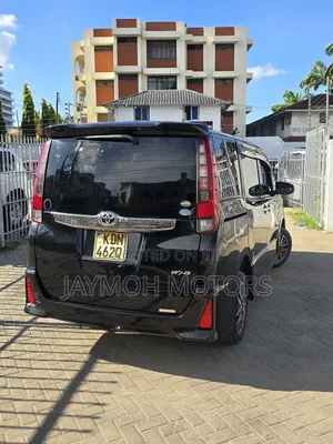 Toyota Noah 2017 Black