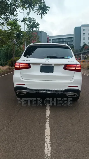 Mercedes-Benz GLC-Class 2019 White