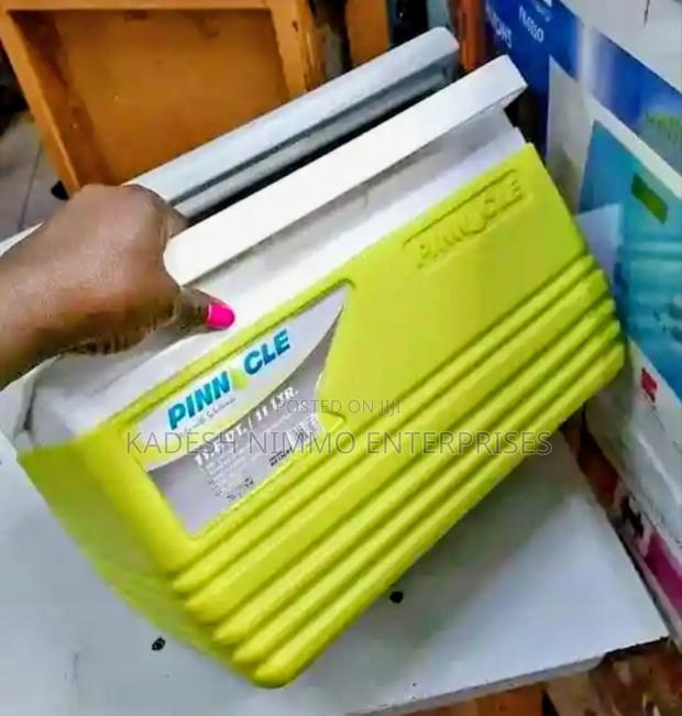 Pinnacle Cooler Box 11l - main view