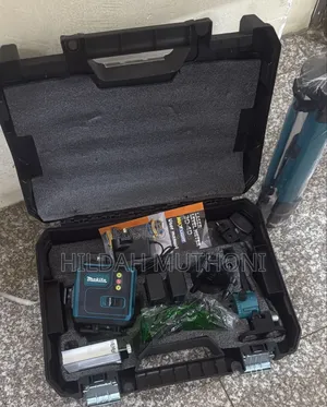Makita Portable 16 Line Laser Level