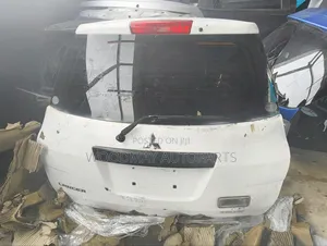 Mitsubishi Lancer Boot