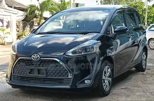 Toyota Sienta 2019 Black