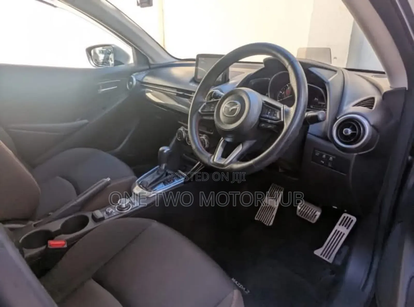 Mazda 2 2019 Silver