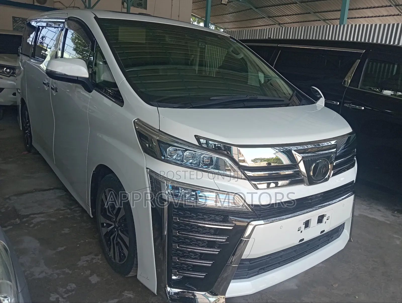 Toyota Alphard 2019 White
