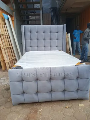 Gray Bed With Mattress