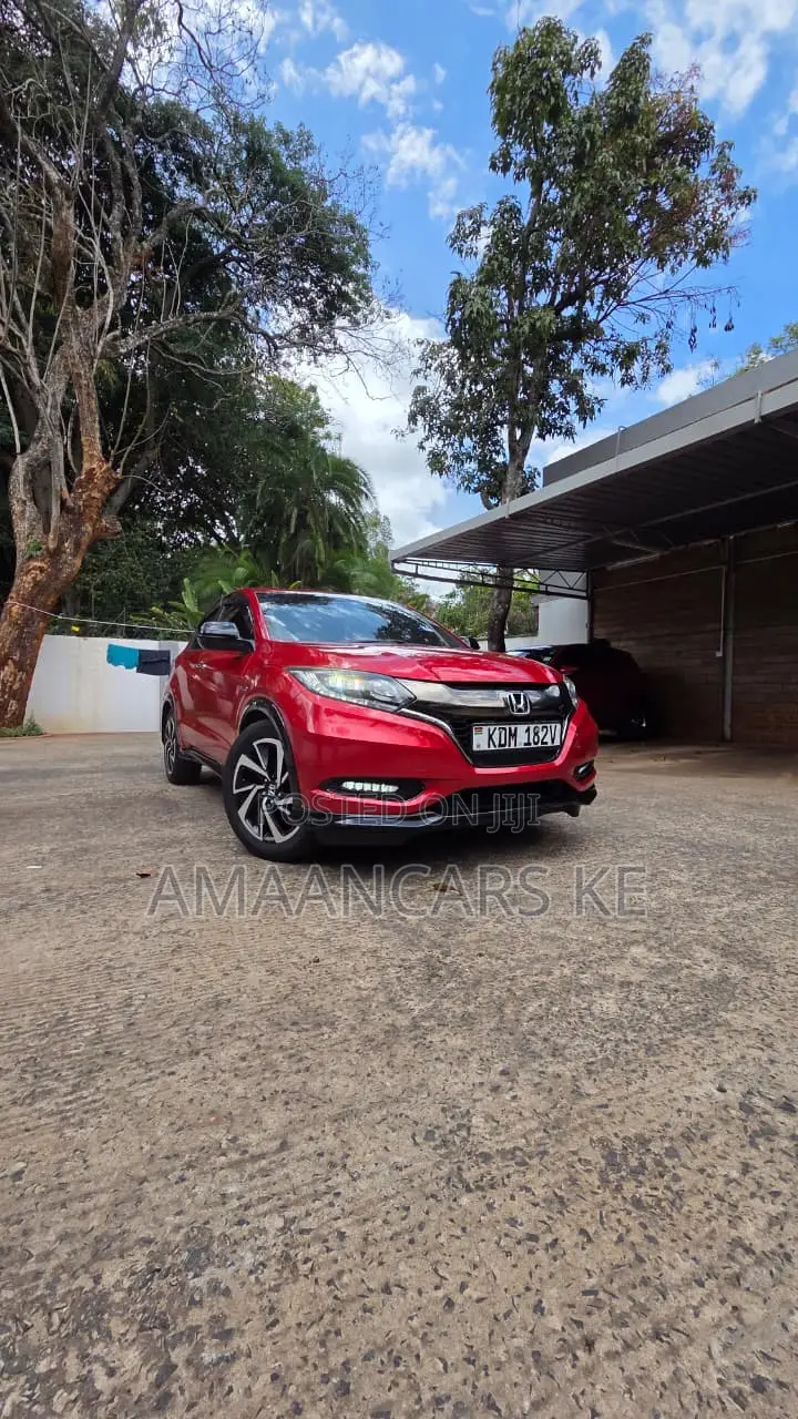 Honda Vezel 1.5 Hybrid 2WD 2016 Red