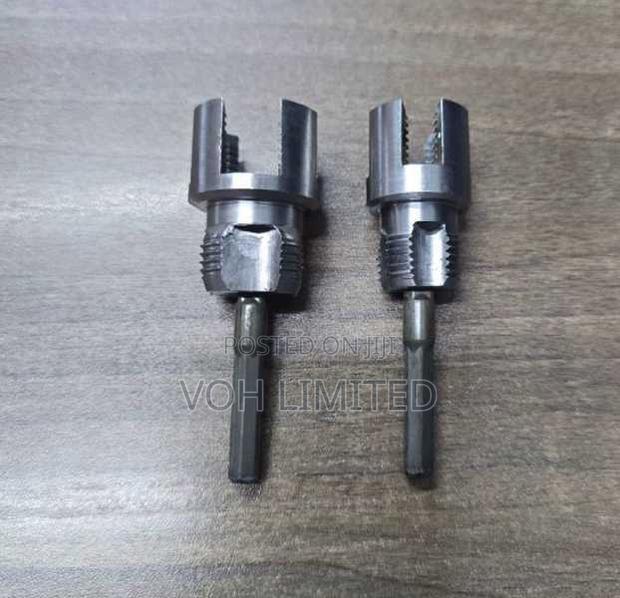 1⁄2 and 3⁄4 Female /Male Pipe Threading Tool - main view