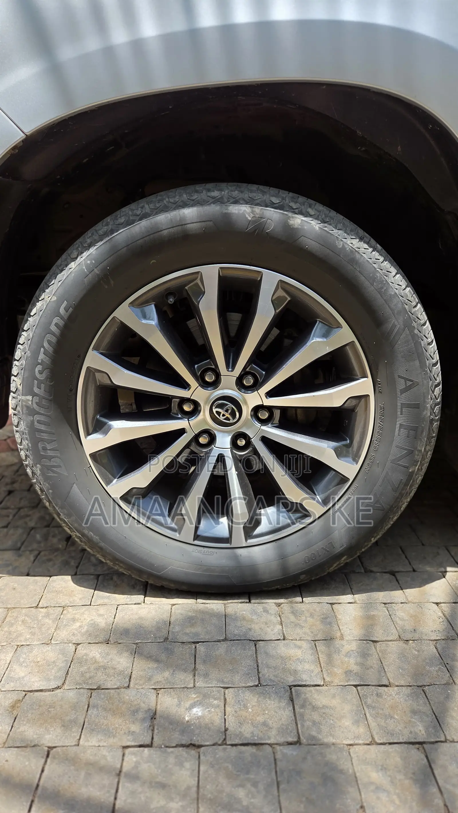 Toyota Land Cruiser Prado 2.8 2017 Silver