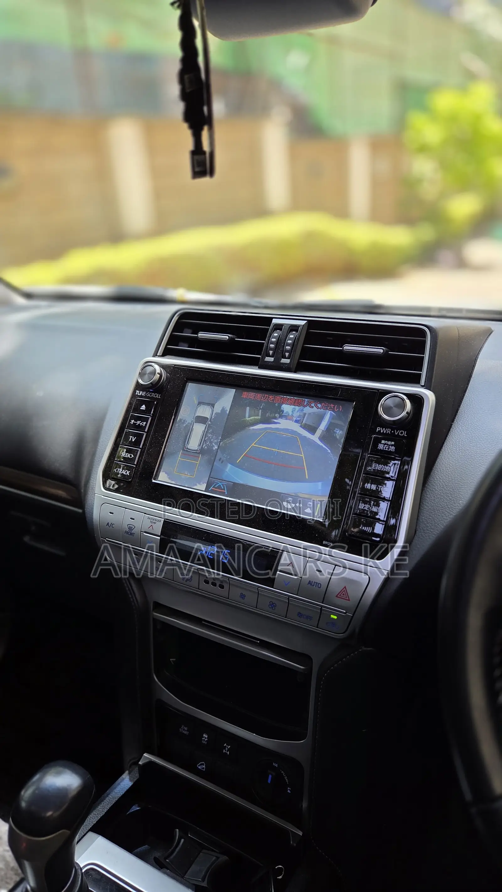 Toyota Land Cruiser Prado 2.8 2017 Silver