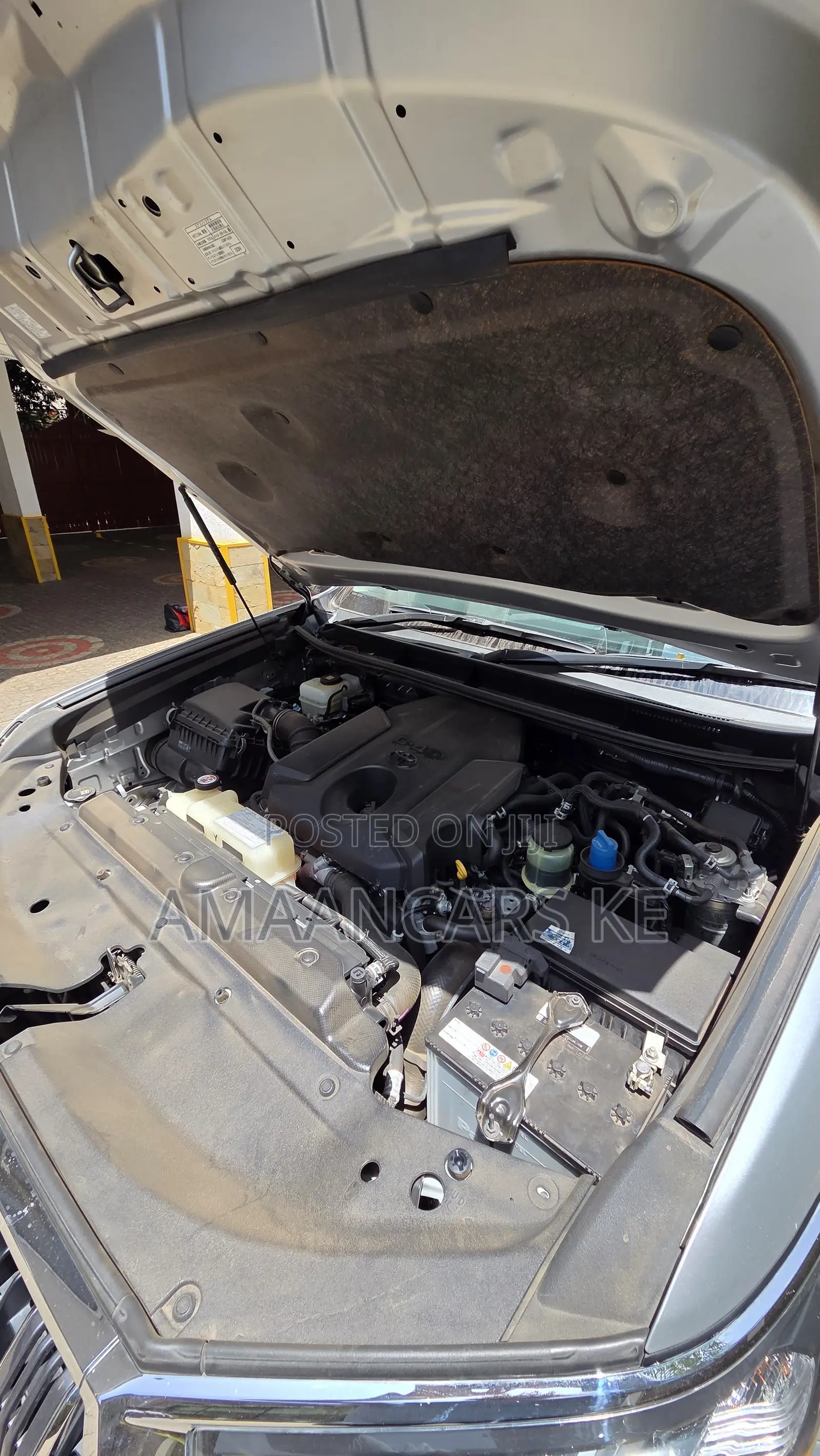 Toyota Land Cruiser Prado 2.8 2017 Silver