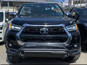 Toyota Hilux Revo Double Cab Deisel 2.4 AWD 2021 Black
