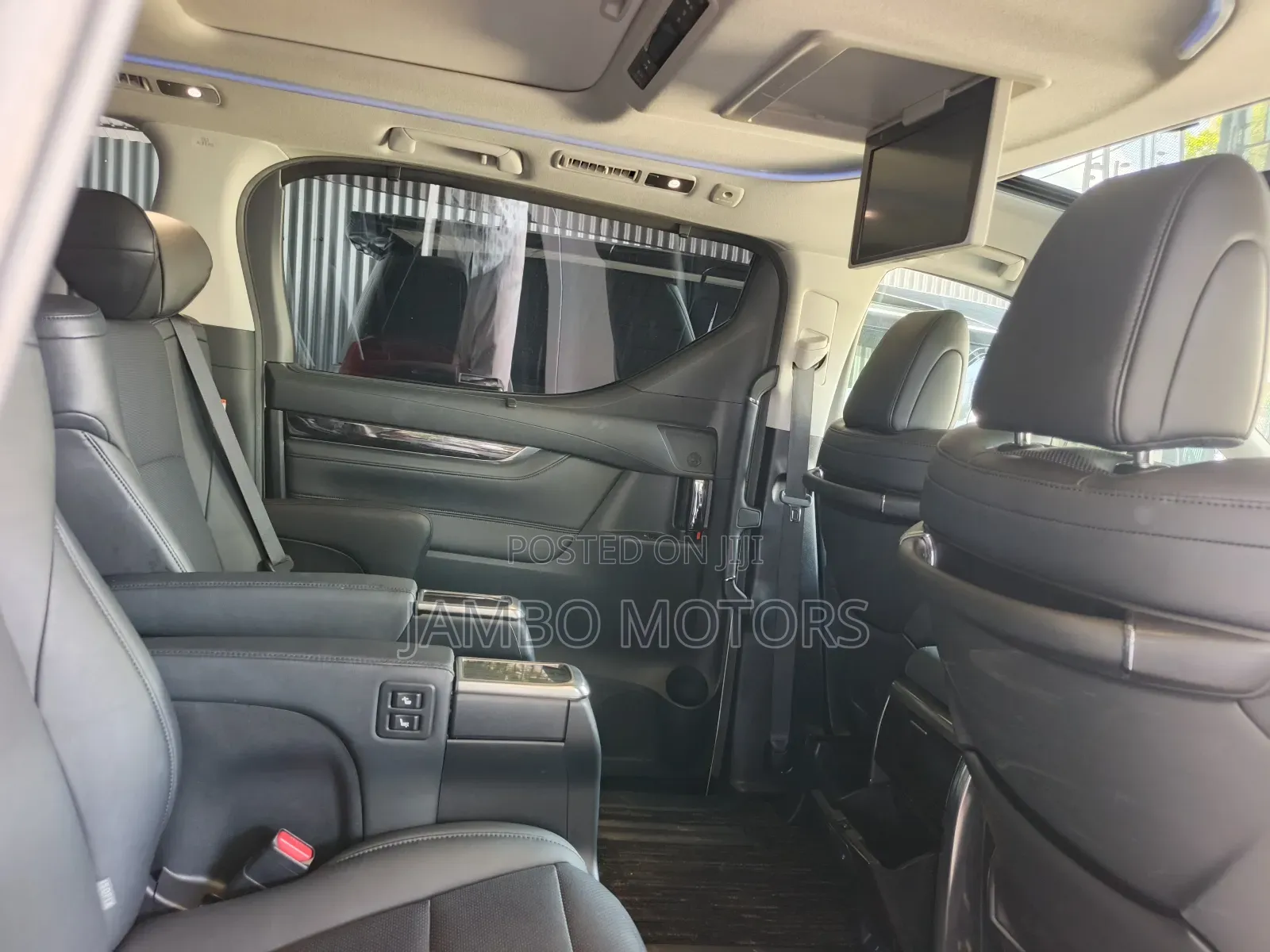 Toyota Vellfire 2020 White