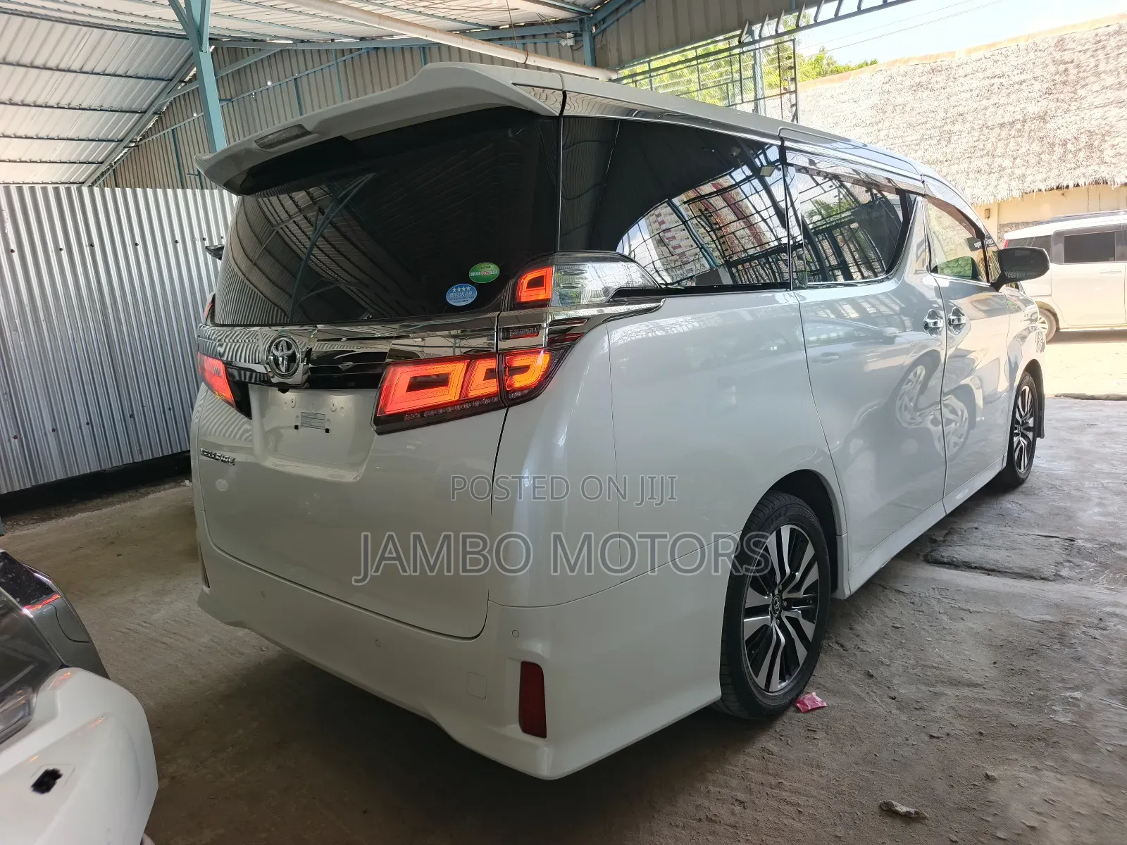 Toyota Vellfire 2020 White